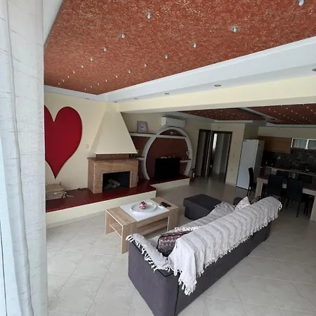 Villa Crystal Elefthéresz